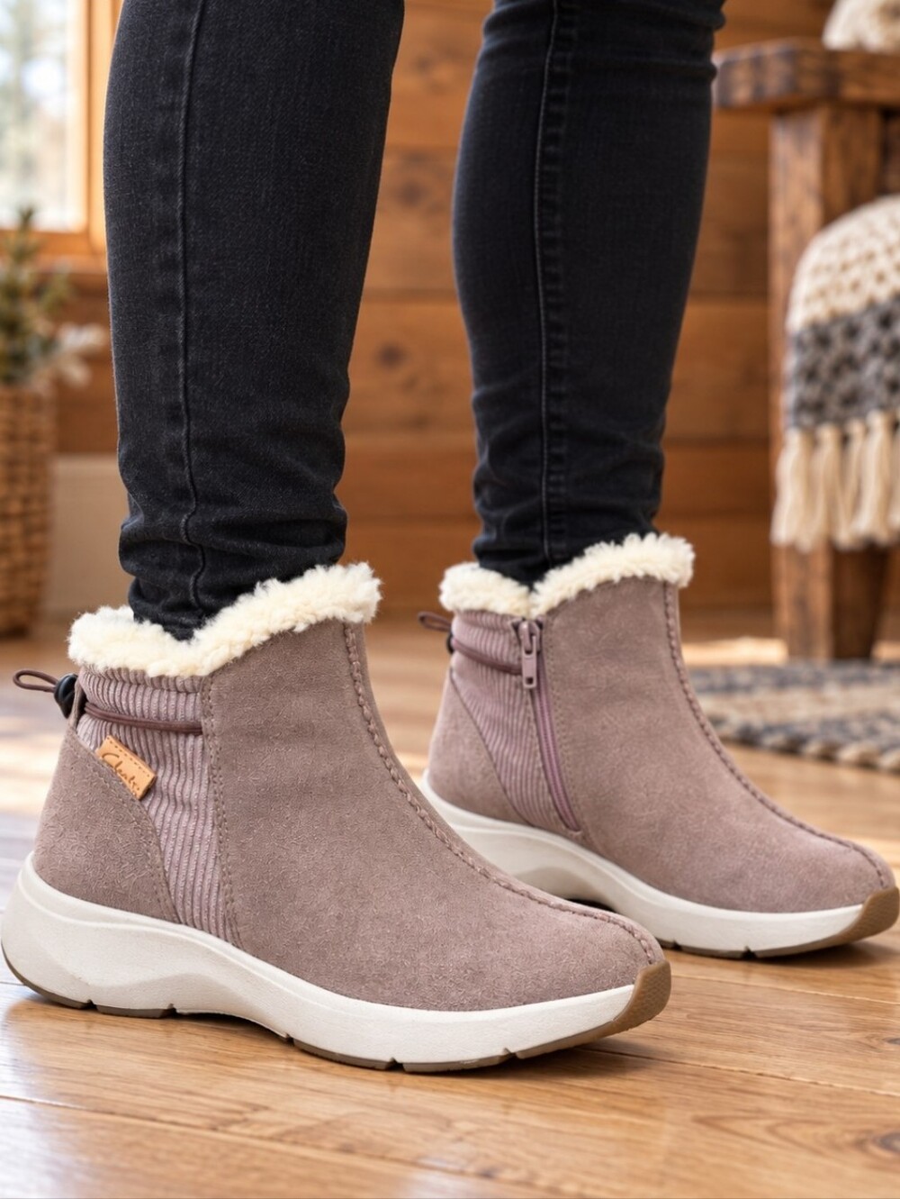 Clarks Wave 2.0 Alp Après-Ski Shearling Lined Suede Comfort Ankle Boots 7.5M